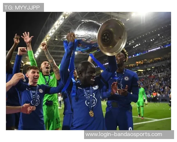 杭州篮球队团队协作创新高引领欧冠足球新趋势