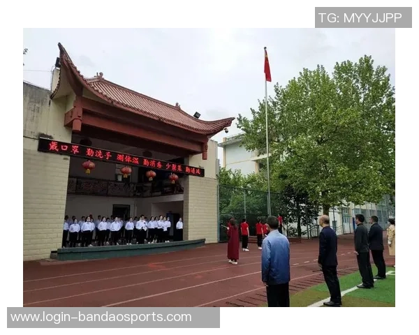 重庆滑板队逆袭之旅的真实记录与运动精神的传承