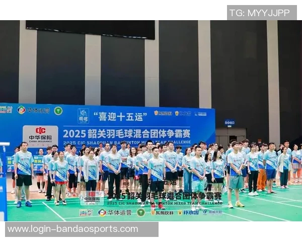 南京羽毛球队荣登全国羽毛球团队协作排行榜第三名展现团队精神与实力