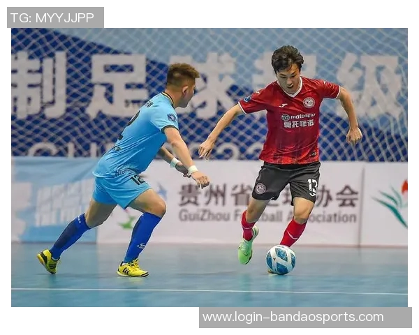 西安网球队在全国锦标赛中以77分稳居积分榜首位，展现强劲实力