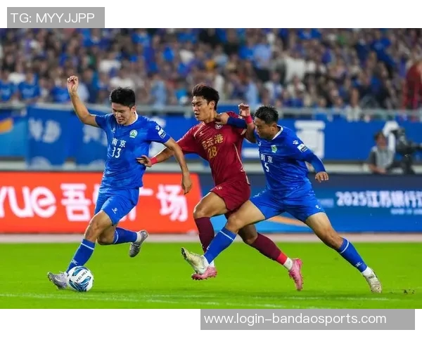 体育实时数据南京足球队在城市联赛积分榜上以83分稳居第一展现强劲实力 体育实时数据南京足球队在城市联赛积分榜上以83分稳居第一展现强劲实力