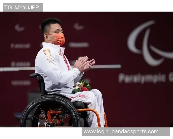 实时新闻刘磊专访从初学者到攀岩高手的心路历程与成长故事